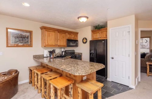 Eden Condo | 3-bedroom condo in fabulous Eden, skiing, biking, hiking, and water sports