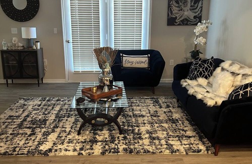 Melissa Apartment | Cozy 2-bedroom apartment in enchanting Melissa with WiFi and fitness room