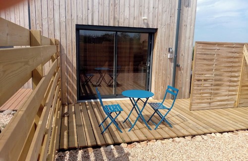 Lorlanges Apartment | STUDIO WITH TERRACE ON GROUND FLOOR