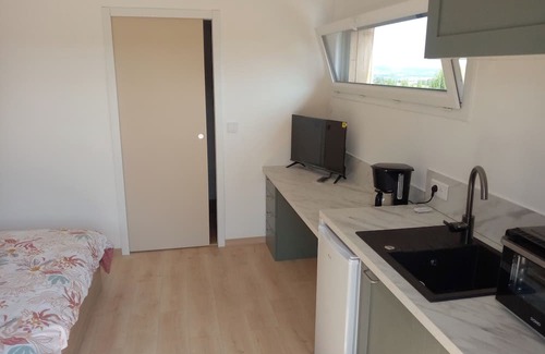 Lorlanges Apartment | STUDIO WITH TERRACE ON GROUND FLOOR