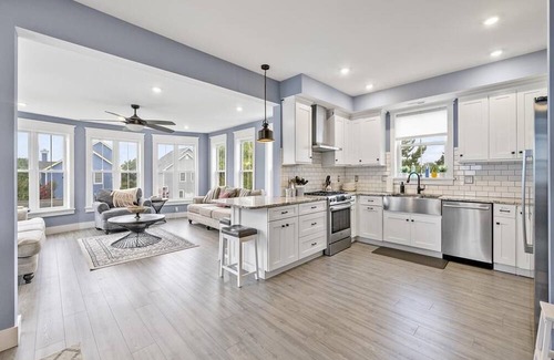 West Cape May House | West Cape May Beautiful Home Rooftop Deck Sleeps 16