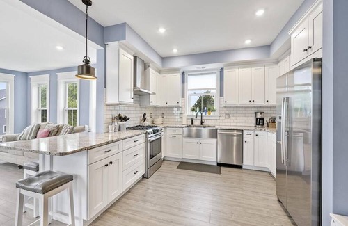 West Cape May House | West Cape May Beautiful Home Rooftop Deck Sleeps 16