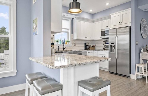 West Cape May House | West Cape May Beautiful Home Rooftop Deck Sleeps 16