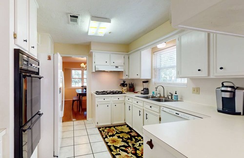 Spring House | 4-bedroom dog-friendly home with patio & backyard