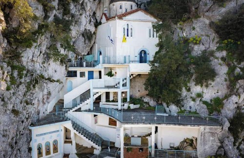 Arcoudi Apartment | Casa di Bello - Your Beachside Haven