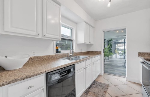 Naples Park House | North Naples Beach Retreat w/Prvt Pool!