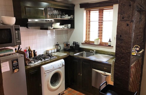 Stoke Apartment | Charming 2-bedroom country living apartment with fantastic amenities