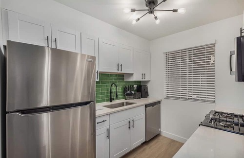 Tempe Apartment | Recently renovated apartment is just a 5-minute walk to Arizona State University's main campus