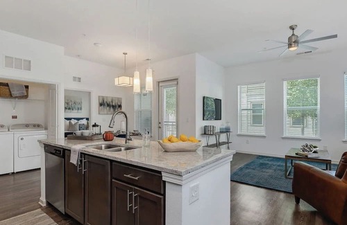 San Marco Apartment | Barsala l Modern 3BD, Entertainment Nearby, San Marco