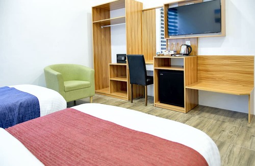 Dharavandhoo Bed & Breakfast | Manta Sky Inn