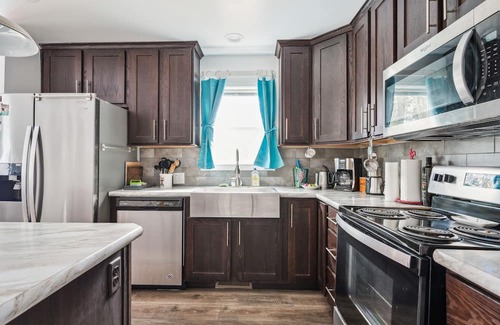 Cuddebackville House | The Northern Estate 3 Bedroom Home