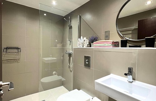 Hackney Central Apartment | Charming London Apartment with 2 Bedrooms