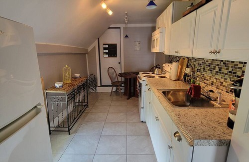Searsport Apartment | 1 bed apartment w/kitchen & outdoor space perfect for exploring Mid Coast Main