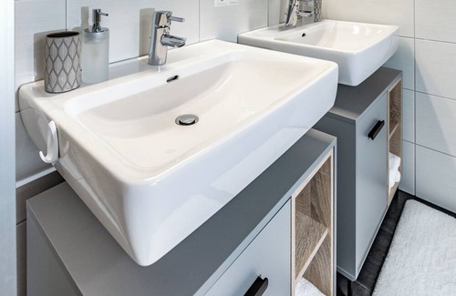 Lienz House | The Zuegg Suites stand for premium living between Isel and Rauchkofel.