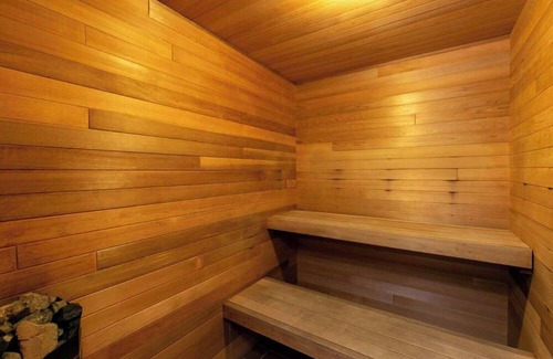 Whistler Creekside Condo | Cozy Creekside Private Nook! Free Parking - Pets Welcome Walk to Gondola 5 min