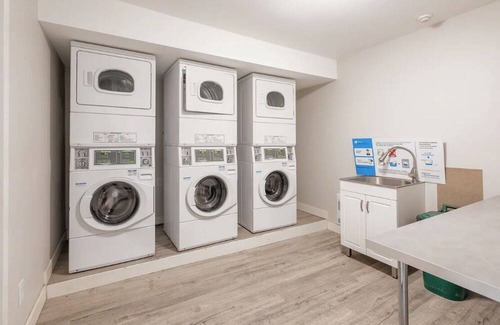 Whistler Creekside Condo | Cozy Creekside Private Nook! Free Parking - Pets Welcome Walk to Gondola 5 min