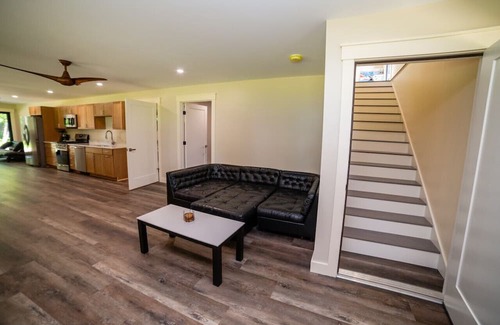 Belfast House | Swan Lake Multi Family Property