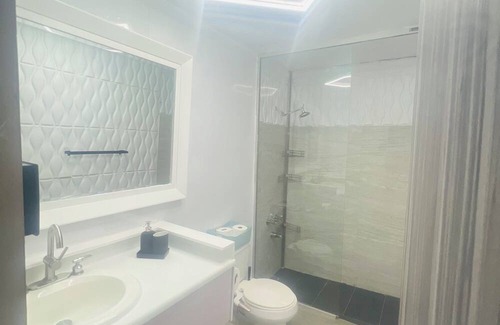 Sabana Abajo Apartment | Spacious with AC and WiFi in marvelous Carolina