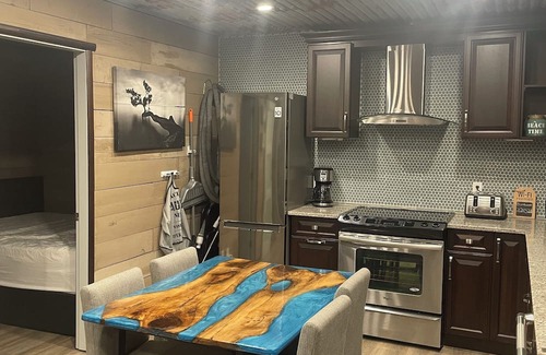 Loon Lake House | Cozy Lake front Lodge, great trout fishing. Pet-Friendly!