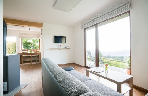 Floing House | Haus Apfelland - Mitten im Steirerland