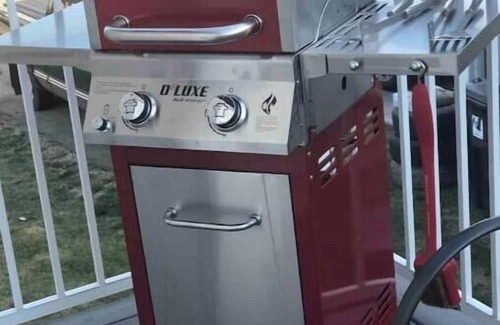 Clairmont Apartment | 3 bed, 2 full bathrooms parking for 2 vehicles