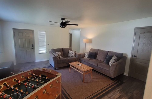 Bass Lake Condo | Cozy Condo 20 minutes to Yosemite National Park & seconds away from Bass Lake.