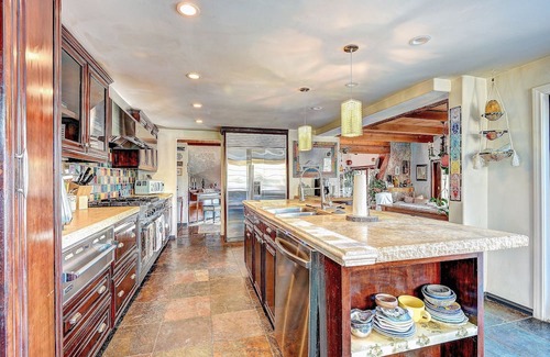 Calabasas House | Large Private Estate w/POOL, Hiking & Mountain Views in Malibu Canyon