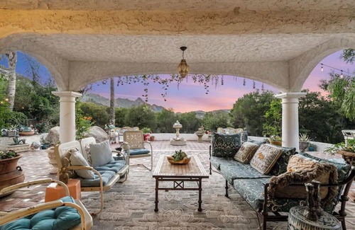 Calabasas House | Large Private Estate w/POOL, Hiking & Mountain Views in Malibu Canyon