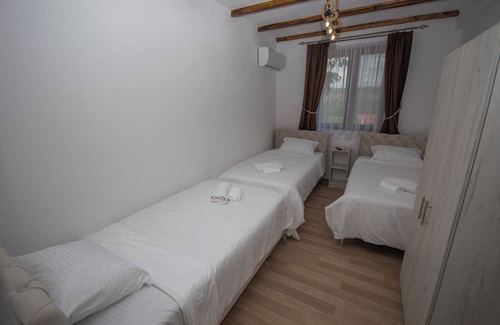 Vardar Region Bed & Breakfast | Arabeska Family Winery & Apartments