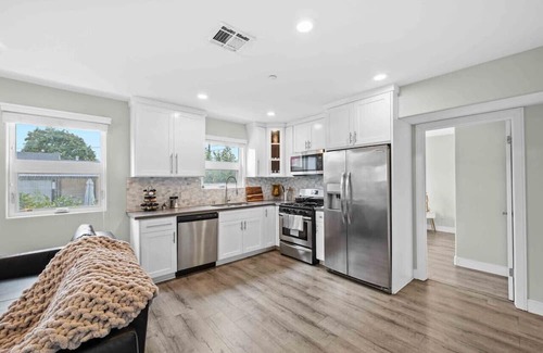 Vernon Apartment | Premium 3BR, 2BA Luxury Stay with Modern Amenities