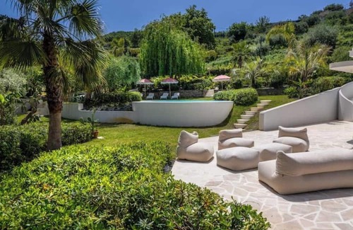 L'Assunta Villa | La Sicile Lobster House