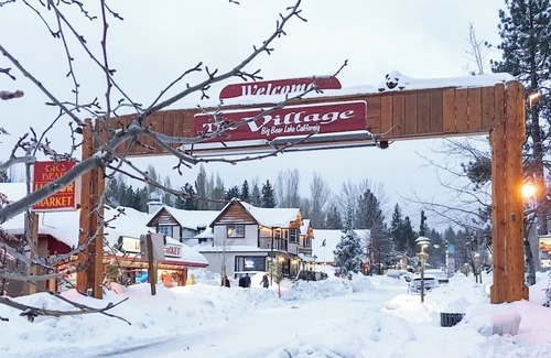 The Village Cottage | Big Bear Cottage, walk to Village!