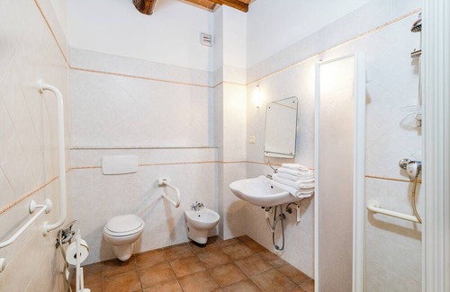 Pomarance Apartment | Noce Family Apt With Pool Near Volterra