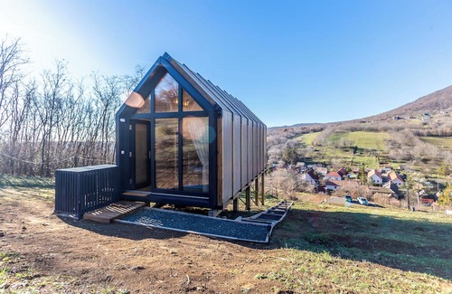 Hosszuheteny Villa | Reindeer Cabin With A Panoramic View
