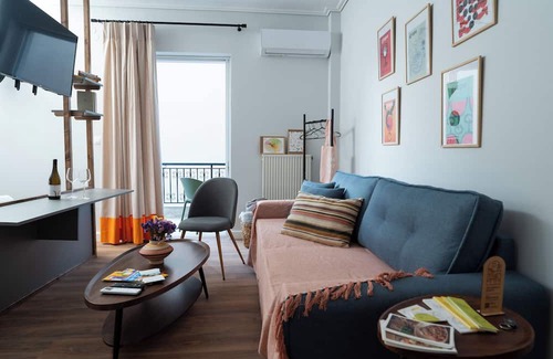 Tripoli Apartment | Modern & Sunny apartment with Garden View in the heart of the city center NYX 1
