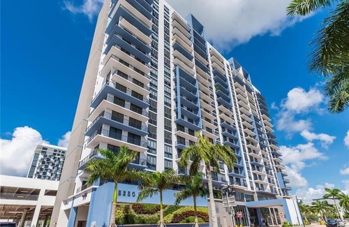 Doral Condo | Chic Doral Condo: 3BR, 3 Baths