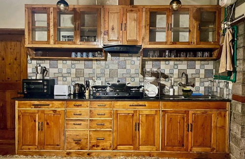 New Manali House | The Oak Hurst Manali
