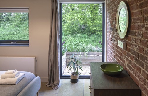 Skendleby House | Cozy country cottage for 2 in the stunning Lincolnshire Wolds