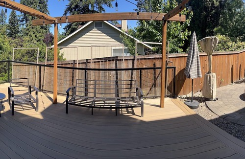 Bothell House | Great outdoor space, Family friendly! Close to Woodinville.
