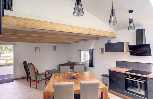 Benon House | Gîte 4/6 persons, private heated swimming pool