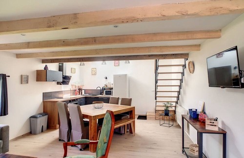 Benon House | Gîte 4/6 persons, private heated swimming pool