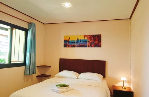 Ko Lanta House | Private Apartment at Co-working Space on Koh Lanta