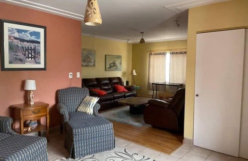 Truth or Consequences House | Cute, Cozy, and Spacious Home centrally located