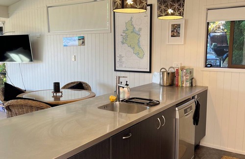 Tryphena House | Cloud 9 A Family Friendly Accommodation