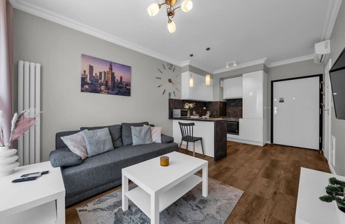 Mokotow Apartment | Mokotów Apartment - Park, Metro & Shops nearby - by Rentujemy