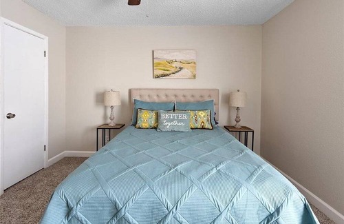 Westchase Apartment | Westpark Area Getaway