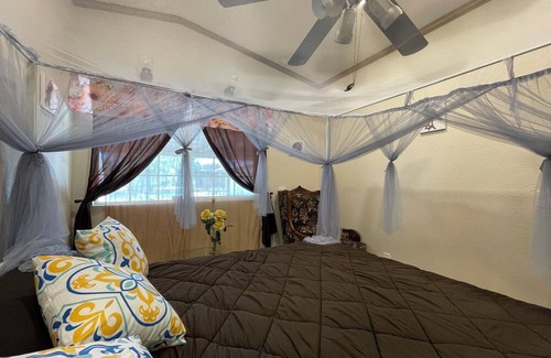 Hesperia House | Charming & private Guesthouse great for a getaway