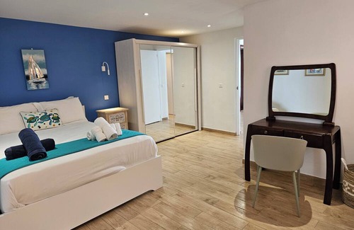 Grand Case House | Bay View is situated on one of the most Beautiful Beaches of the Island