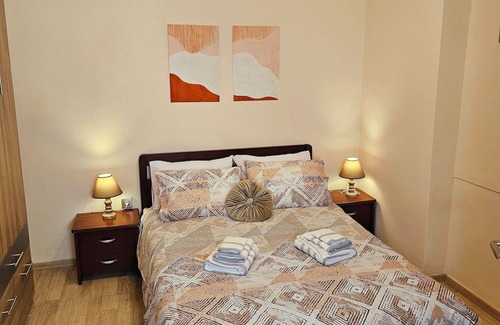 Petroupoli House | CozyPolis