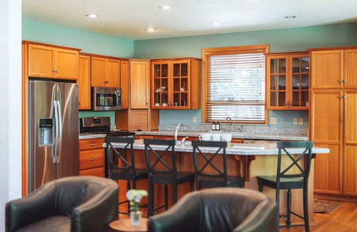 Ashland House | The Hux- Make Memories in Ashland